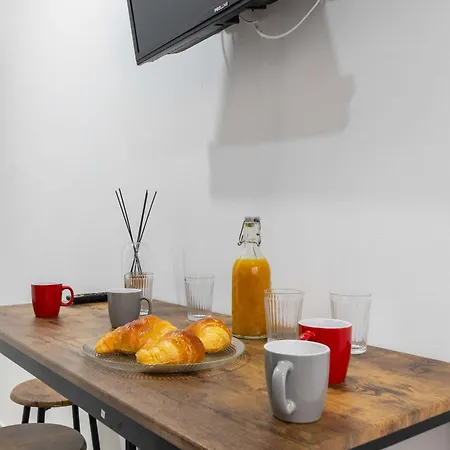 아파트 Appartement Metro Jaures Tout Equipe - Paris 19 - 4P - Flat-Guest *