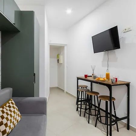 아파트 Appartement Metro Jaures Tout Equipe - Paris 19 - 4P - Flat-Guest
